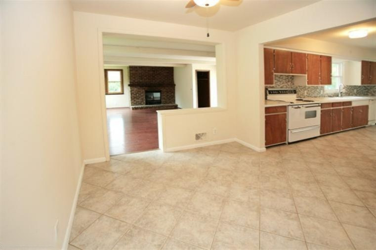 2615 Ferdon Road Kalamazoo, MI 49008 - Photo 8 of 23 Additional Photo