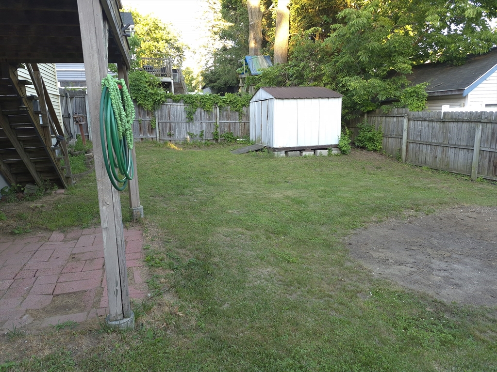 865 Wilbraham Road Springfield, MA 01109 - Photo 17 of 21
