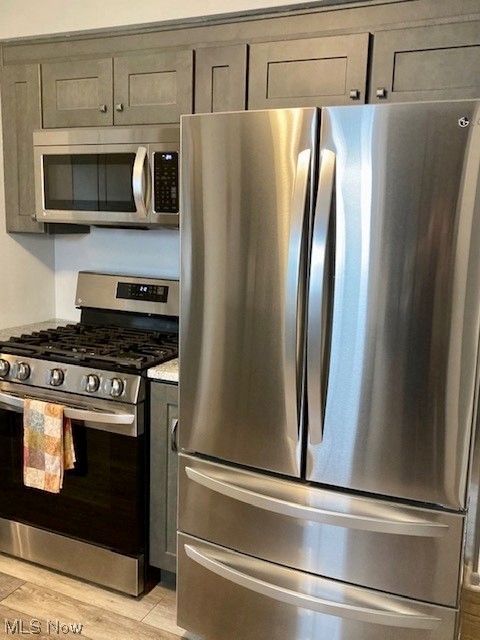 32212 Dickerson Road Willowick, OH 44095 - Photo 11 of 28 All appliances stay