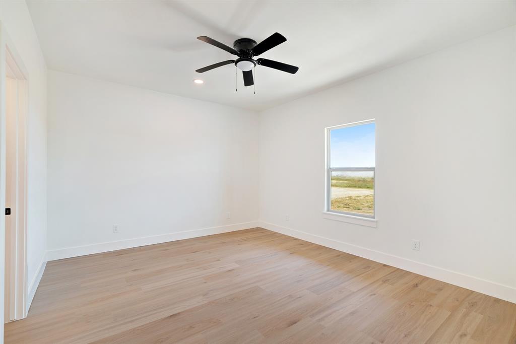 225 Private Road Sumner, TX 75486 - Photo 11 of 21 Gallery Image 11