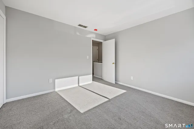 $314,700 | 35 Brockton Court, Unit 35, Beacon Falls, CT 06403