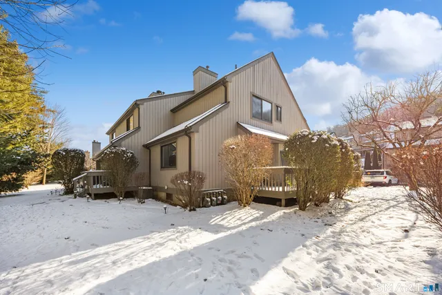 $314,700 | 35 Brockton Court, Unit 35, Beacon Falls, CT 06403