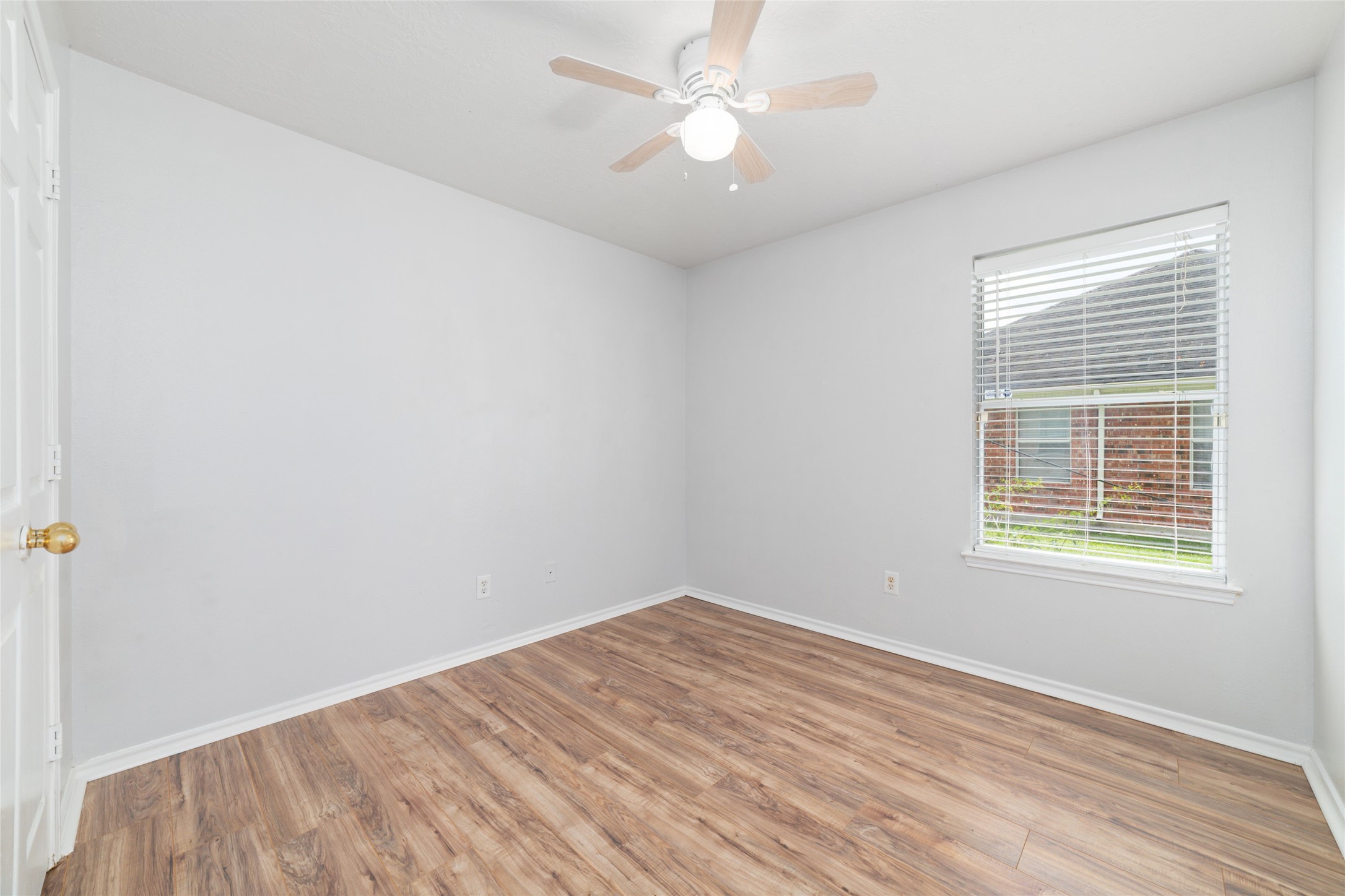 13605 Trail Meadow Lane Rosharon, TX 77583 - Photo 17 of 21 3rd bedroom