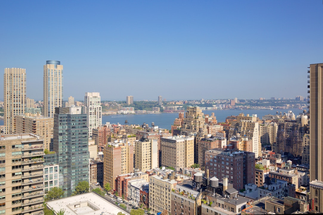 155 West 68th Street, Unit 1210 Manhattan, NY 10023 - Photo 16 of 17 a view of city and a city