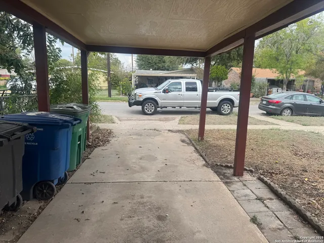 a view of a porch with backyard