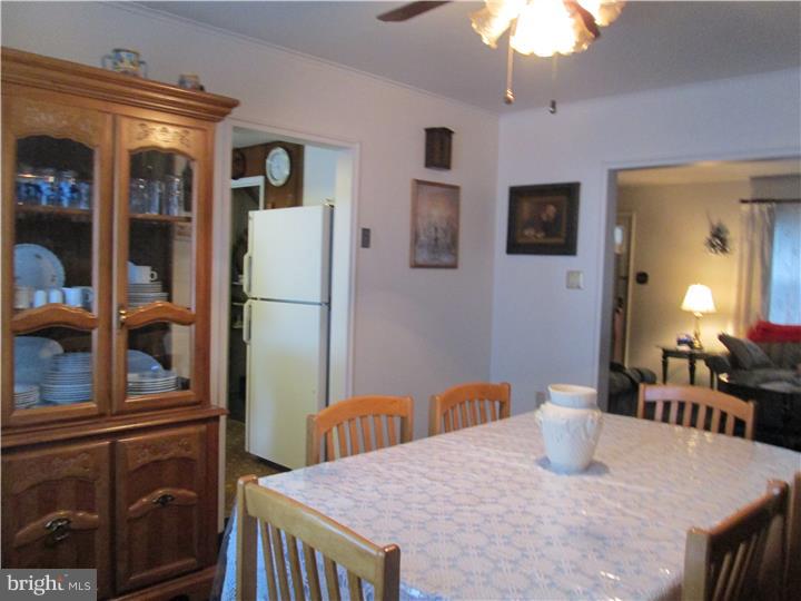 323 Sycamore Road West Reading, PA 19611 - Photo 5 of 15