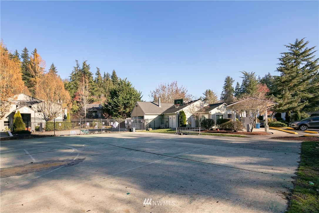 9805 Avondale Road Northeast, Unit S251 Redmond, WA 98052 - Photo 17 of 18 Gallery Image 17