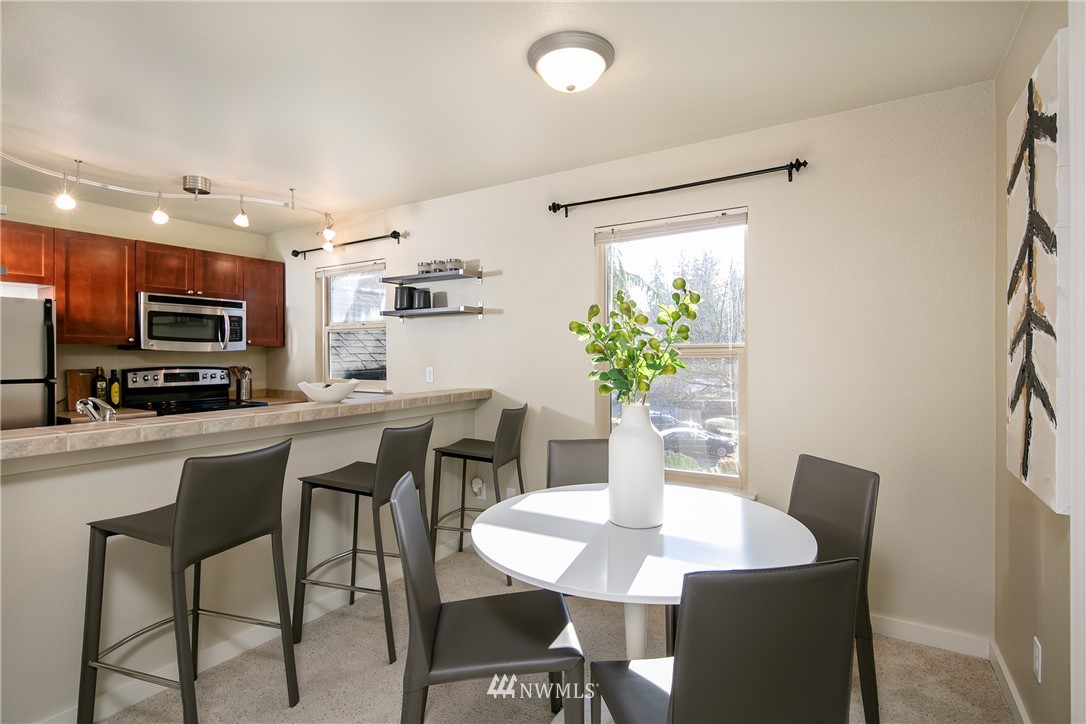 9805 Avondale Road Northeast, Unit S251 Redmond, WA 98052 - Photo 7 of 18 Gallery Image 7