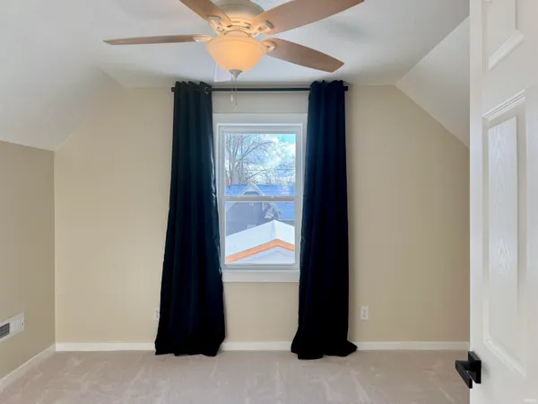 $199,800 | 903 South Water Street, Jonesboro, IN 46938