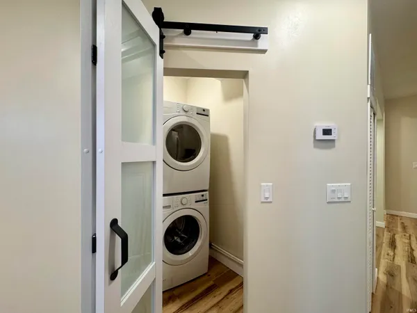 $199,800 | 903 South Water Street, Jonesboro, IN 46938