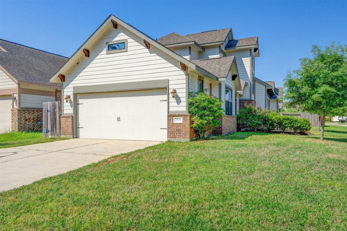 25151 Alina Lane Spring, TX 77386 - Photo 3 of 20