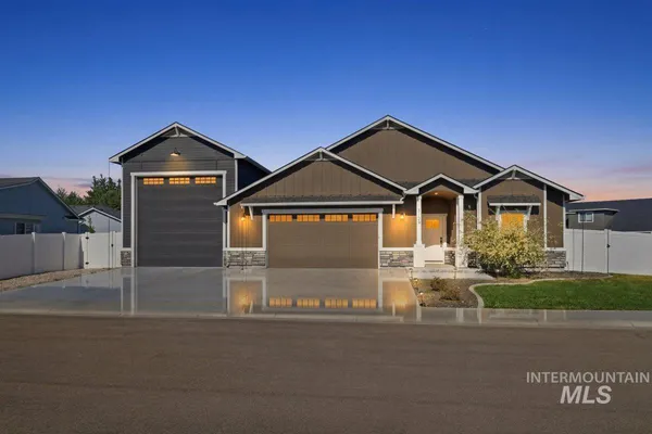 $525,000 | 3129 Sepulveda Drive, Fruitland, ID 83619