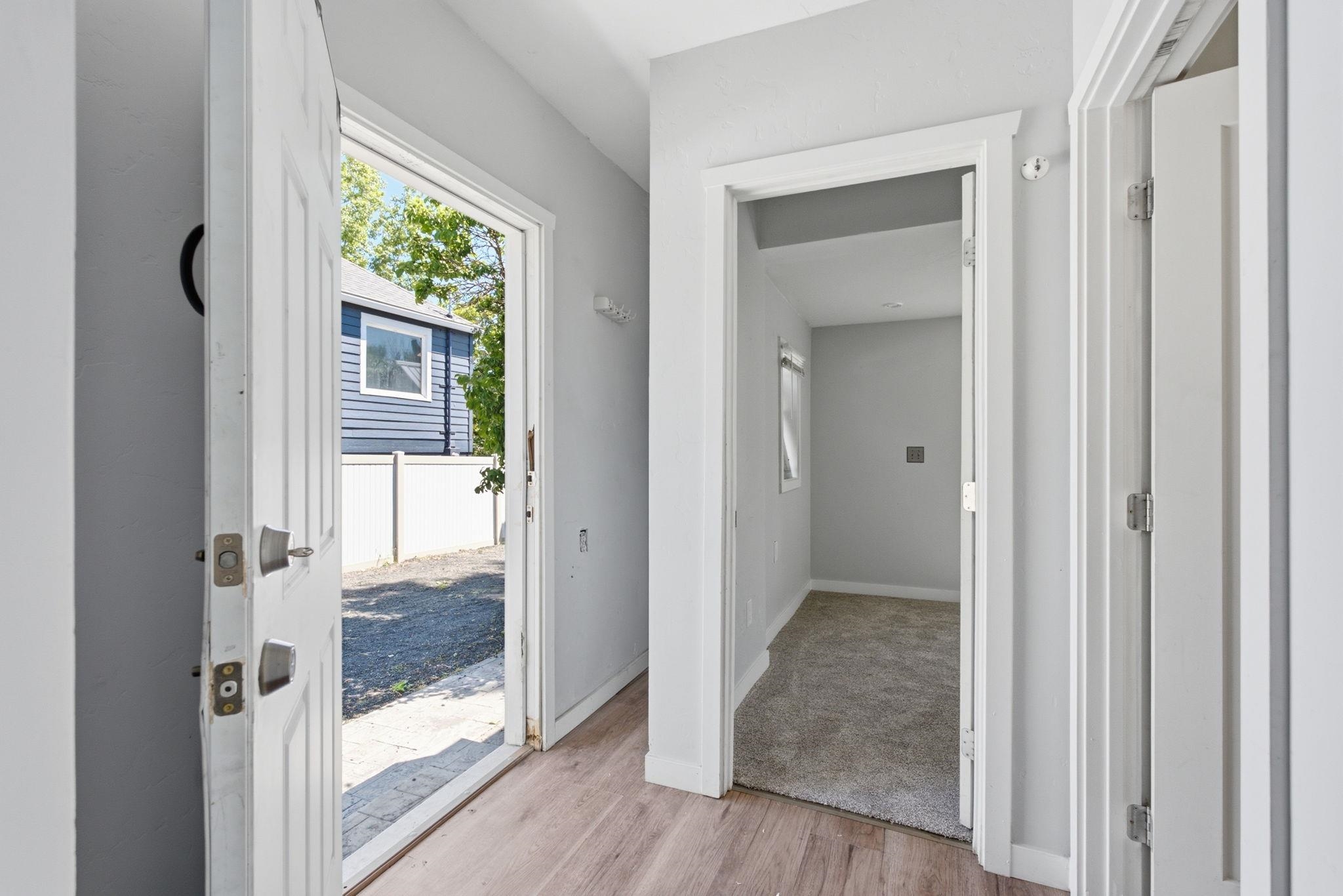 607 South Hatch Street Spokane, WA 99202 - Photo 13 of 22