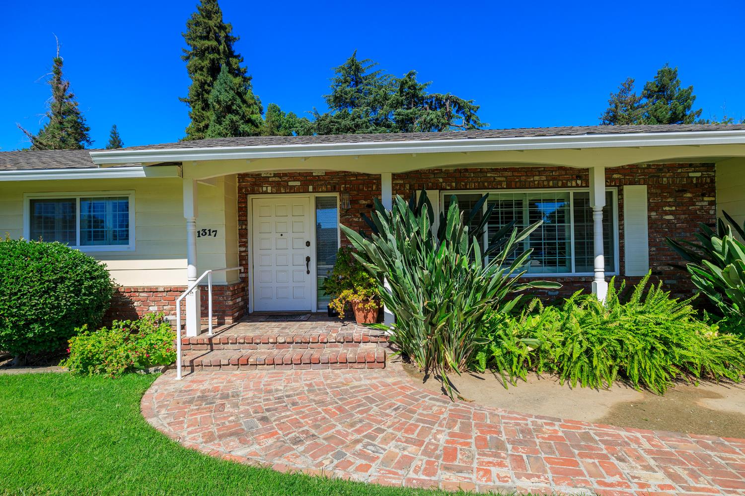1317 Wallin Way Modesto, CA 95351 - Photo 16 of 76