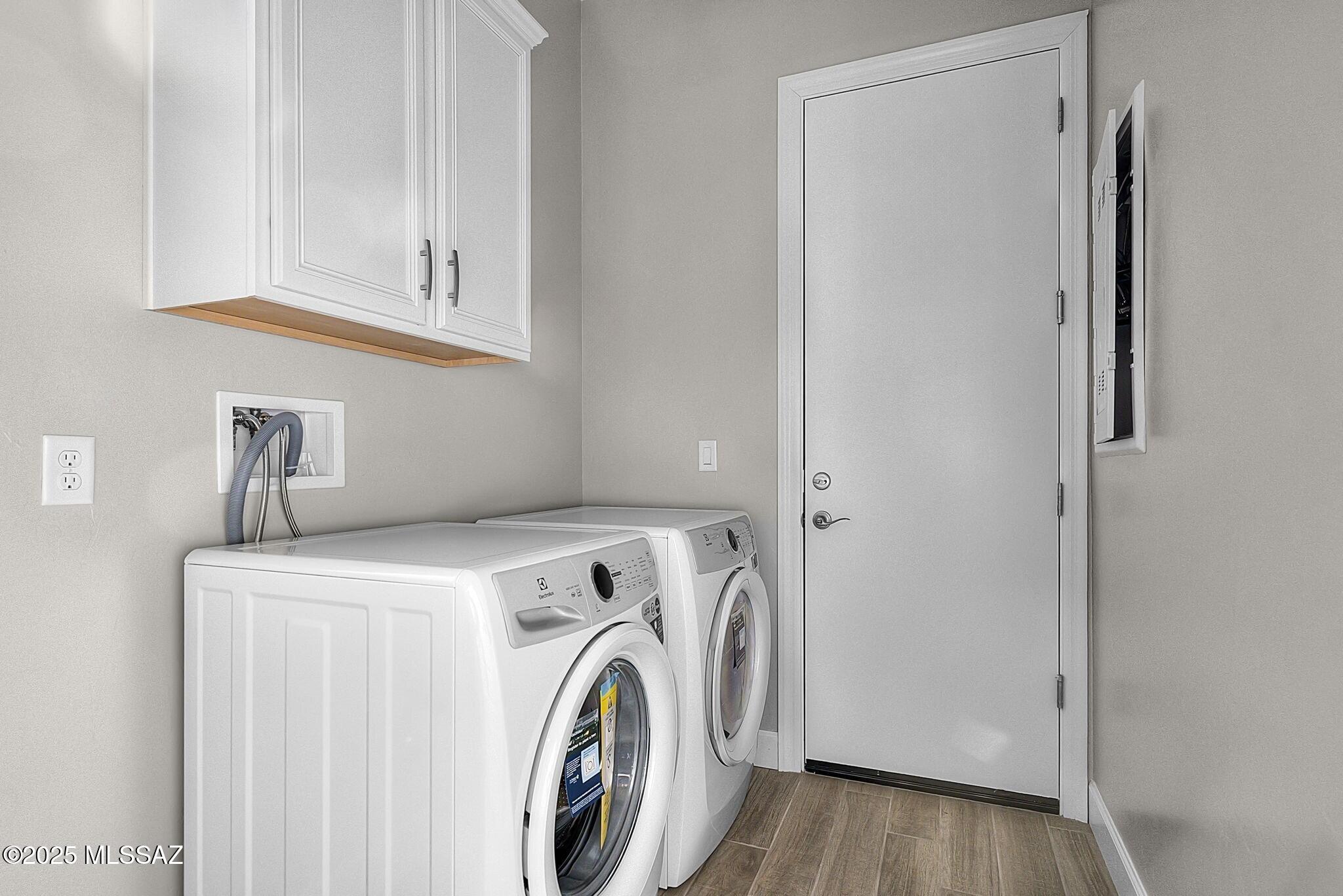 2171 Embarcadero Way Tubac, AZ 85646 - Photo 24 of 37 Laundry Room