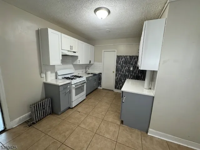 $575,000 | 27 Highland Avenue, Newark, NJ 07104