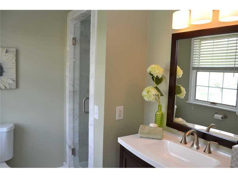 6337 Hythe Road Indianapolis, IN 46220 - Photo 13 of 24 Gallery Image 13