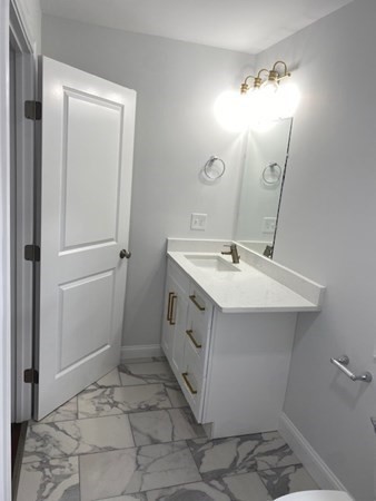 36 Modoc Street, Unit LEFT Worcester, MA 01604 - Photo 4 of 5 Gallery Image 4