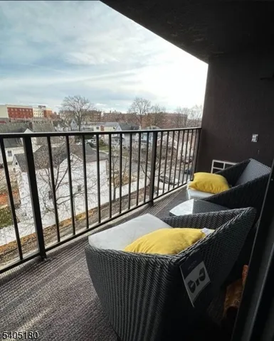 $2,600 | 55 Clinton Place, Unit 506, Hackensack, NJ 07601