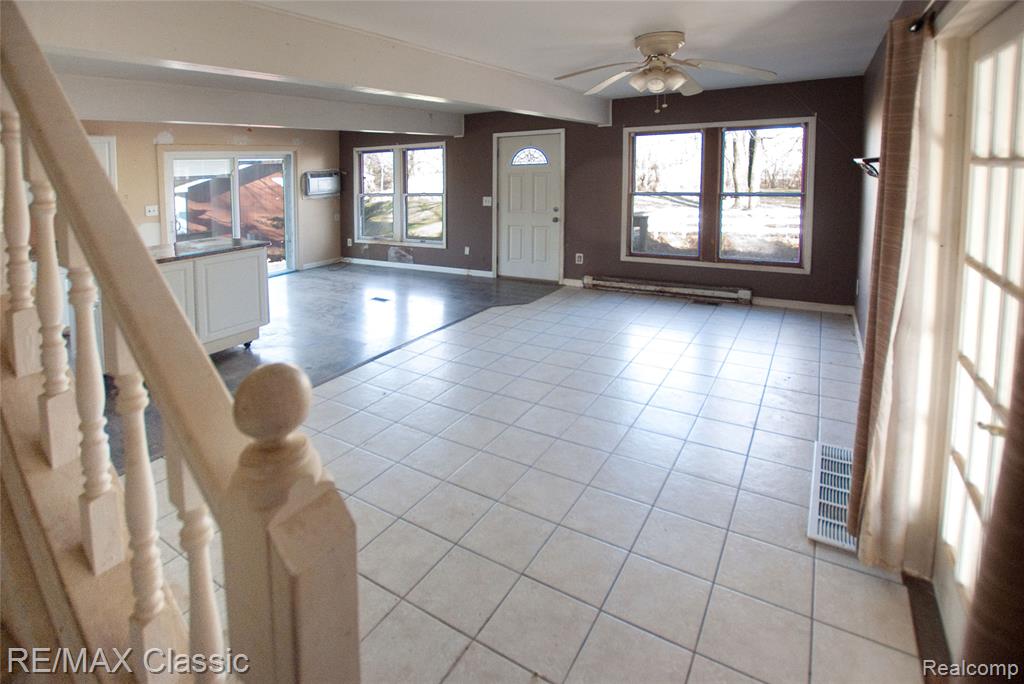 1315 West Marr Road Howell, MI 48855 - Photo 4 of 30 Gallery Image 4