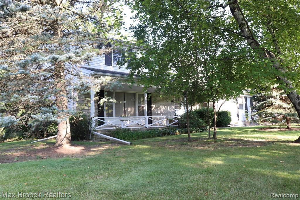 85 Bellarmine Drive Rochester Hills, MI 48309 - Photo 2 of 9