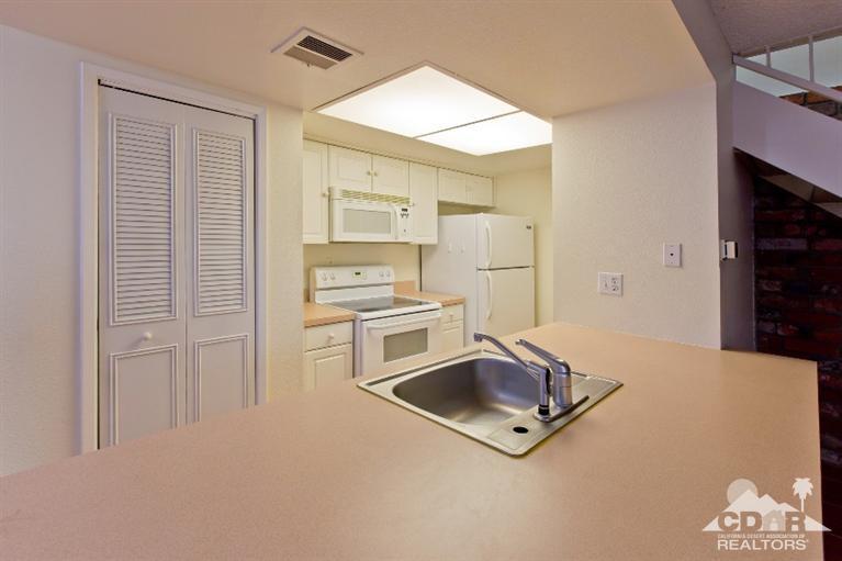 72667 Raven Road, Unit 2 Palm Desert, CA 92260 - Photo 4 of 21 Additional Photo