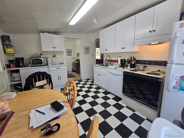 $174,500 | 421 State Street, Trinidad, CO 81082
