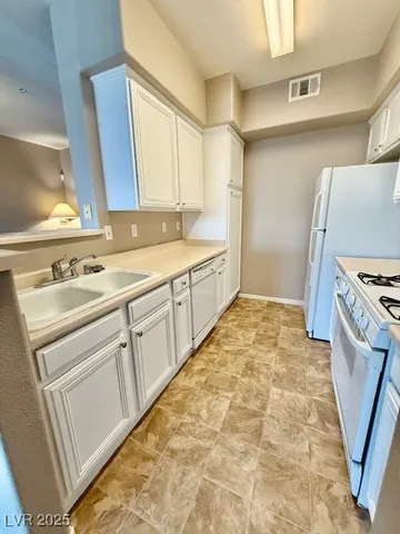 $1,480 | 7155 South Durango Drive, Unit 306, Las Vegas, NV 89113