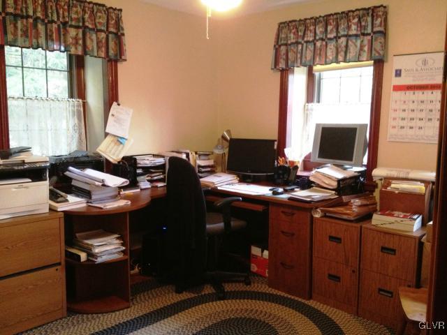 4791 Hillside Road Northampton, PA 18067 - Photo 17 of 32 Gallery Image 17