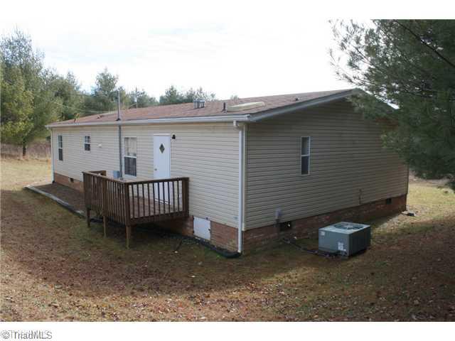 929 Alum Ridge Road Northwest Willis, VA 24380 - Photo 12 of 12 Exterior Back.