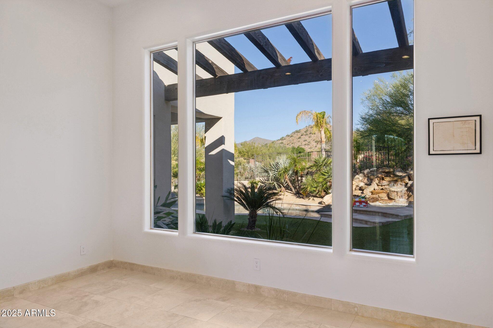 13174 East Geronimo Road Scottsdale, AZ 85259 - Photo 18 of 60 Living room views