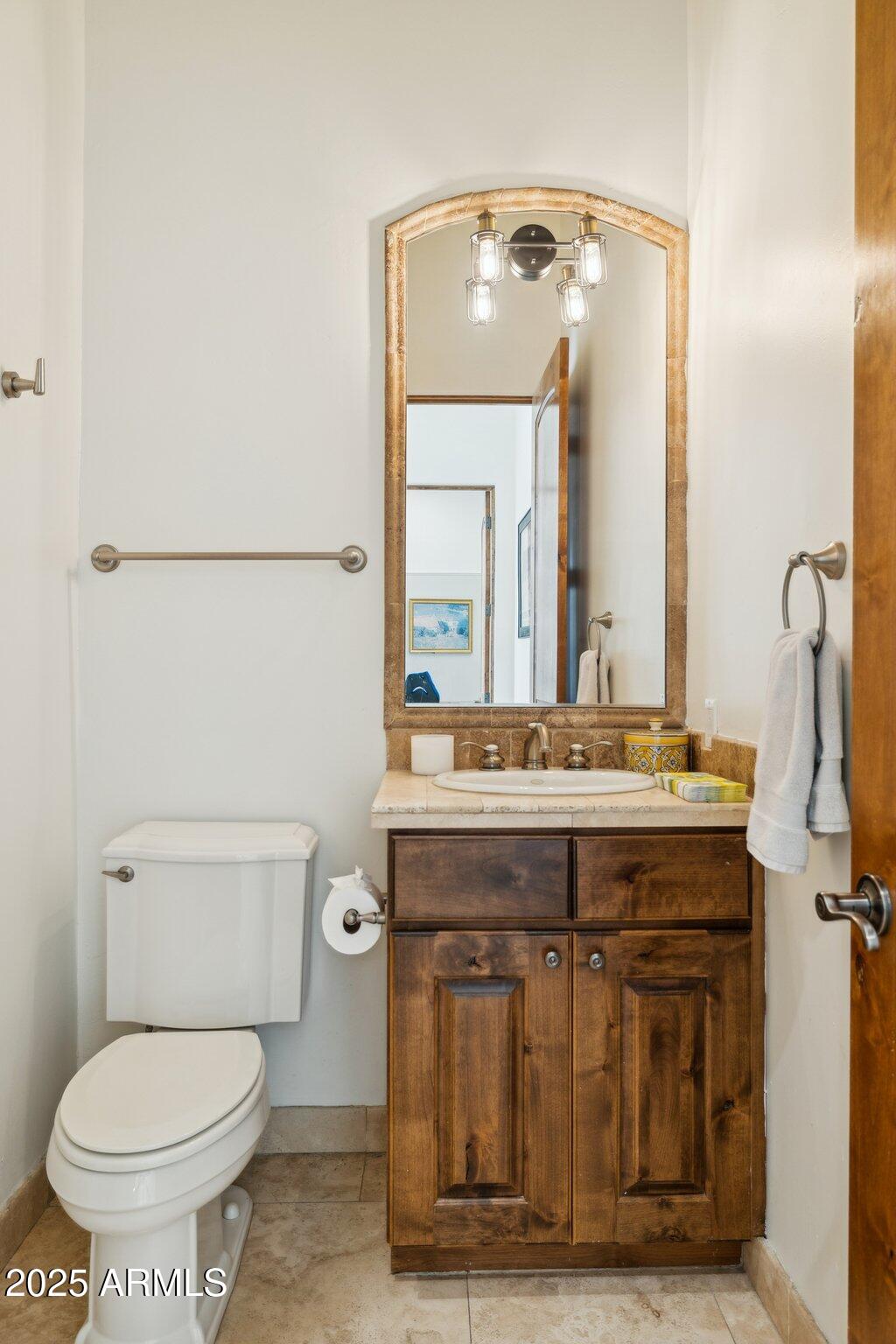 13174 East Geronimo Road Scottsdale, AZ 85259 - Photo 22 of 60 1st floor full bath