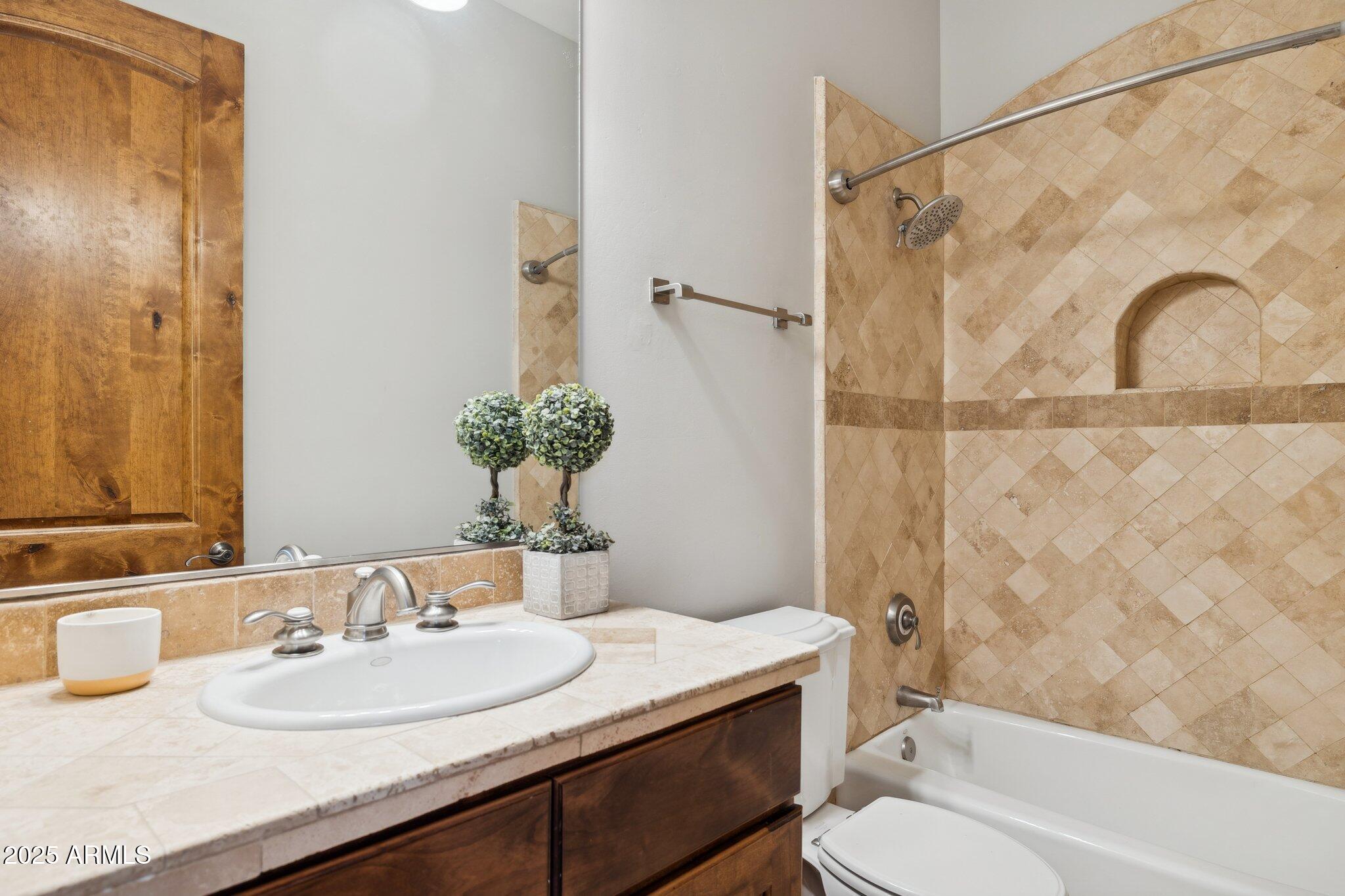 13174 East Geronimo Road Scottsdale, AZ 85259 - Photo 33 of 60 1st floor en suite