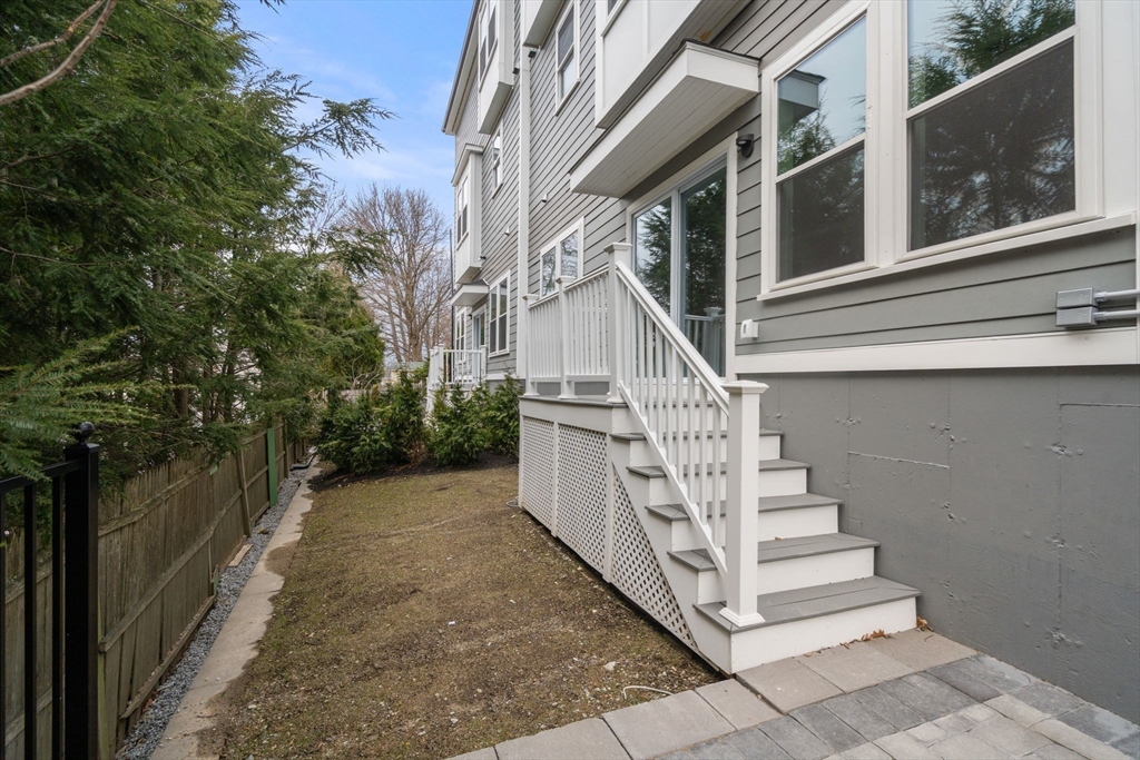 56 Indiana Terrace, Unit 56 Newton, MA 02464 - Photo 20 of 22