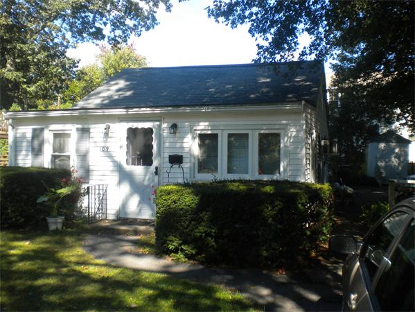 109 Devonshire Road Attleboro, MA 02703 - Photo 2 of 9 Gallery Image 2