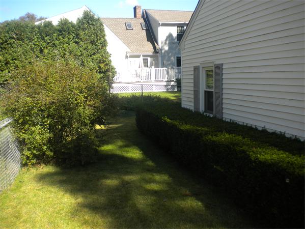 109 Devonshire Road Attleboro, MA 02703 - Photo 3 of 9 Gallery Image 3