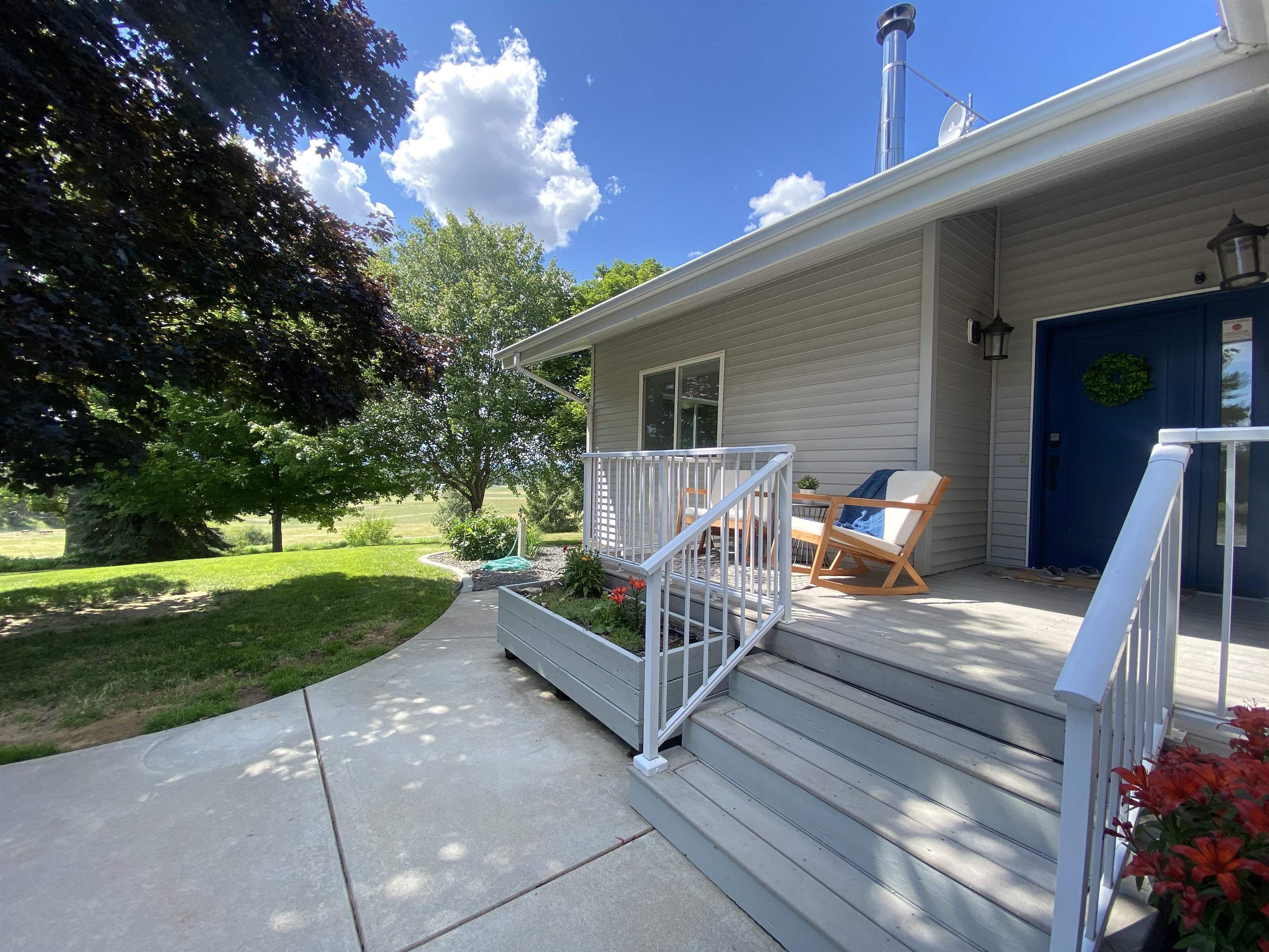 16210 North Greenbluff Road Colbert, WA 99005 - Photo 8 of 50