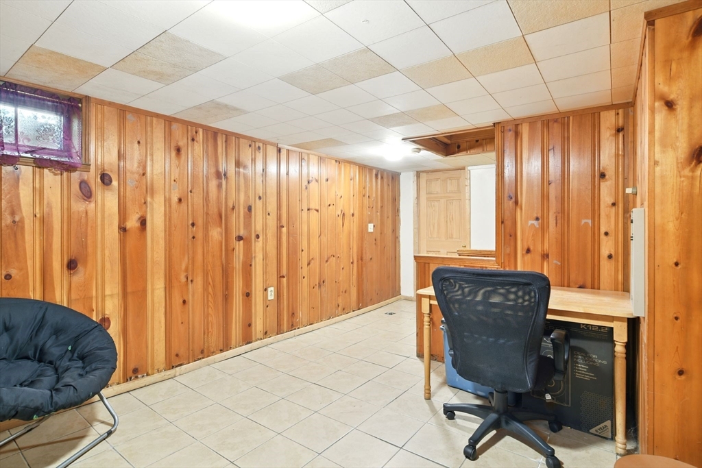 224 Cambria Street Springfield, MA 01118 - Photo 16 of 23 a view of workspace with furniture