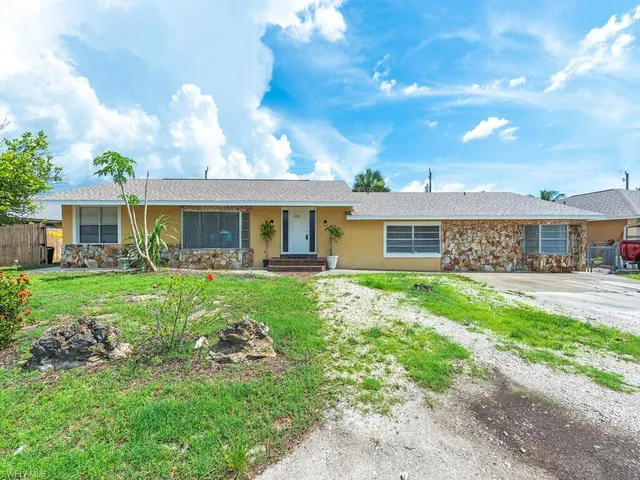 $419,999 | 11596 Pawley Avenue, Bonita Springs, FL 34135