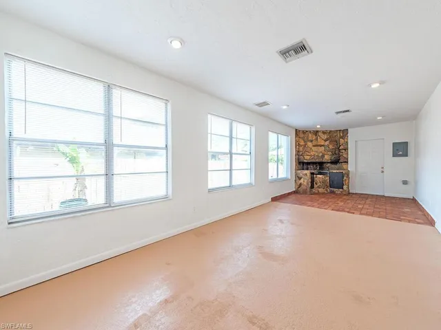 $419,999 | 11596 Pawley Avenue, Bonita Springs, FL 34135