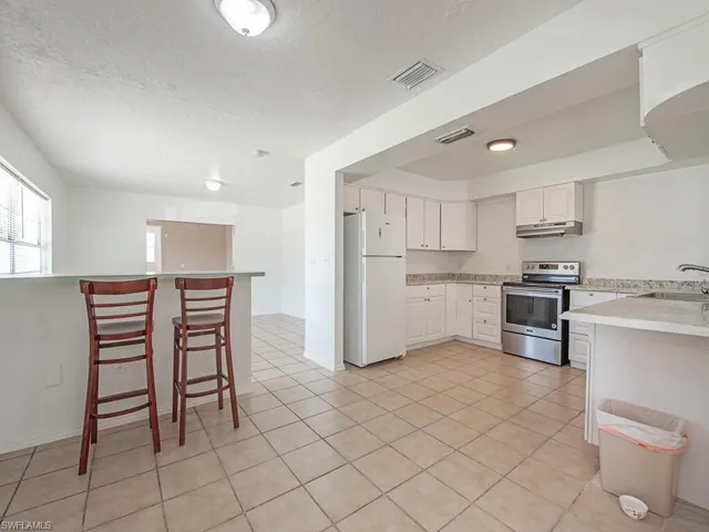 $419,999 | 11596 Pawley Avenue, Bonita Springs, FL 34135