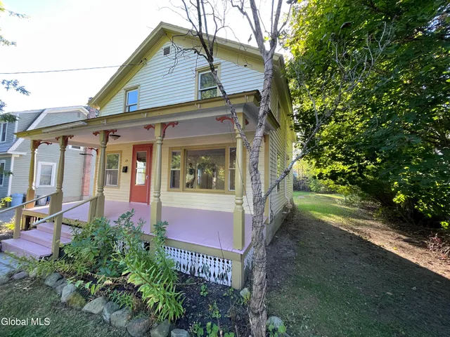 $289,000 | 25 Corliss Avenue, Greenwich, NY 12834