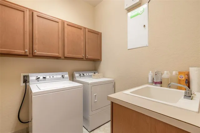 $975,000 | 2009 Rickover Place, Winter Garden, FL 34787