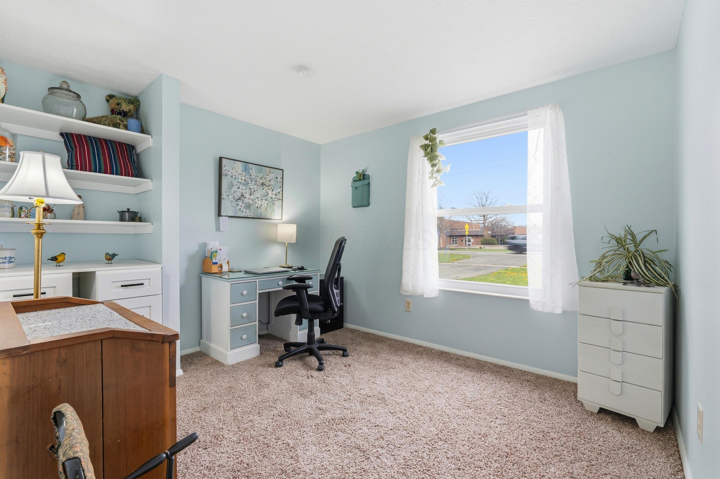 1013 South Hempstead Road Westerville, OH 43081 - Photo 13 of 22 13