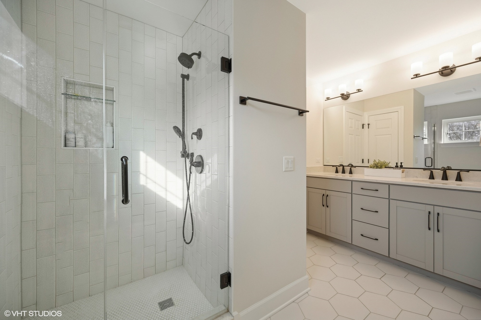 4142 Hampton Court Glenview, IL 60026 - Photo 16 of 26