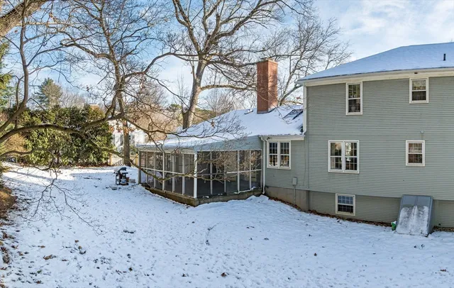 $650,000 | 132 Coventry Lane, Longmeadow, MA 01106