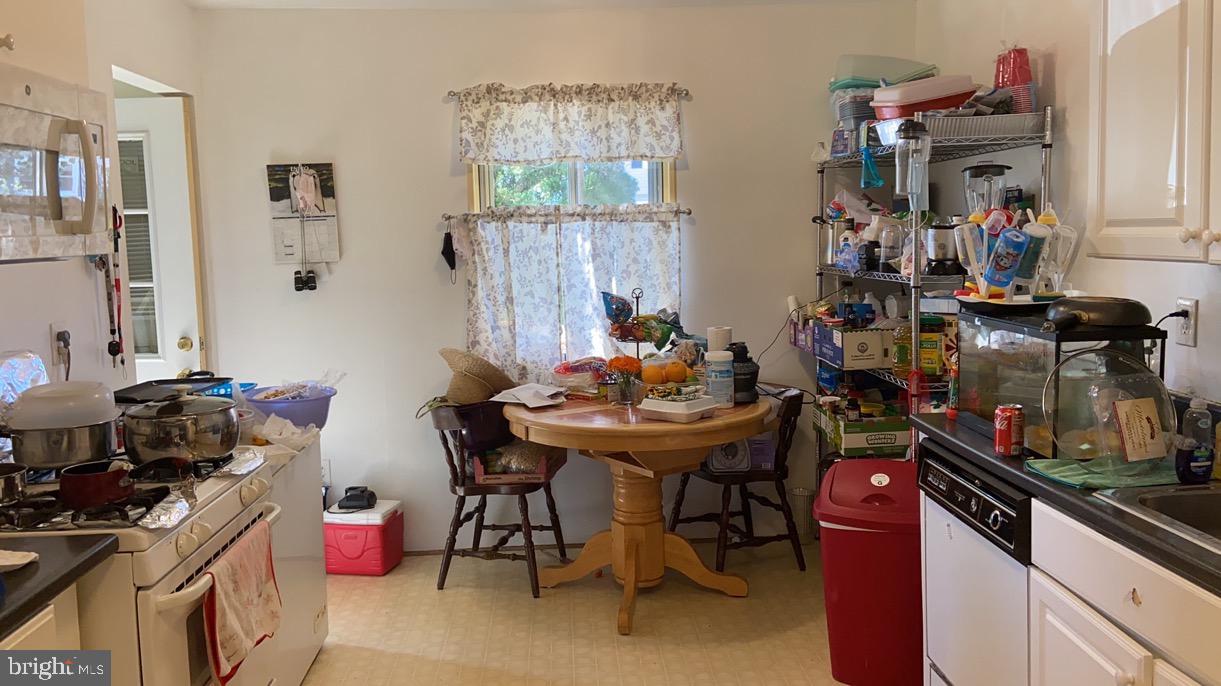 7517 Remington Road Manassas, VA 20109 - Photo 6 of 8 Gallery Image 6