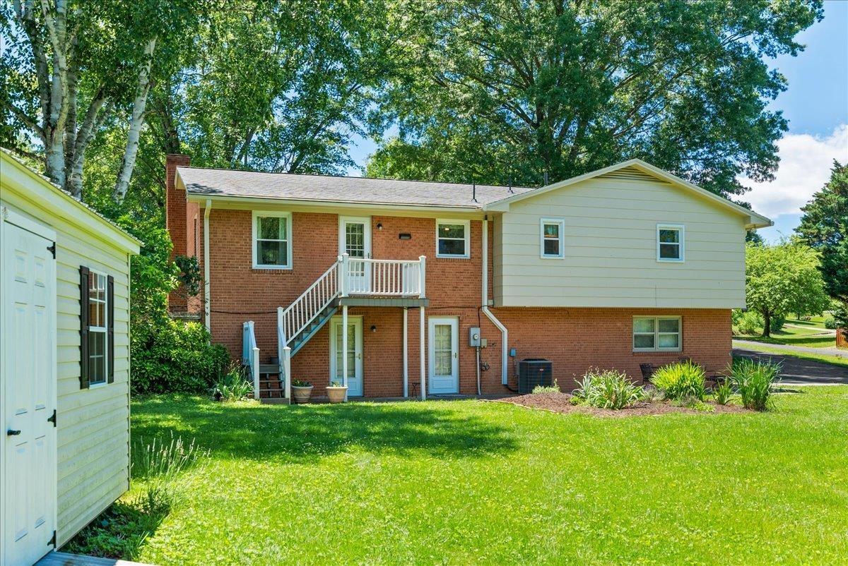 15 Link Road Lexington, VA 24450 - Photo 43 of 51 Gallery Image 43