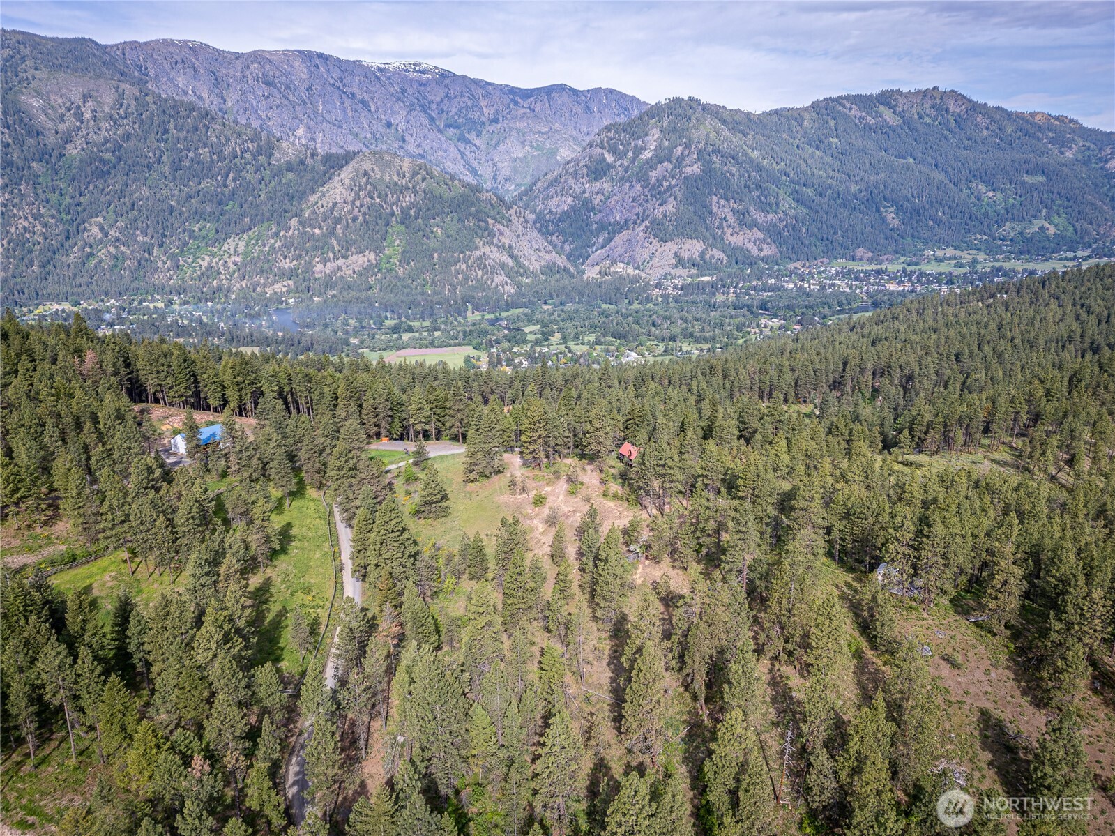 329 First Grade Road Leavenworth, WA 98826 - Photo 4 of 36