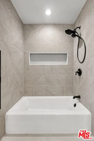 $7,250 | 4506 Nagle Avenue, Sherman Oaks, CA 91423